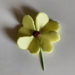 Fiore vaschetta gialla